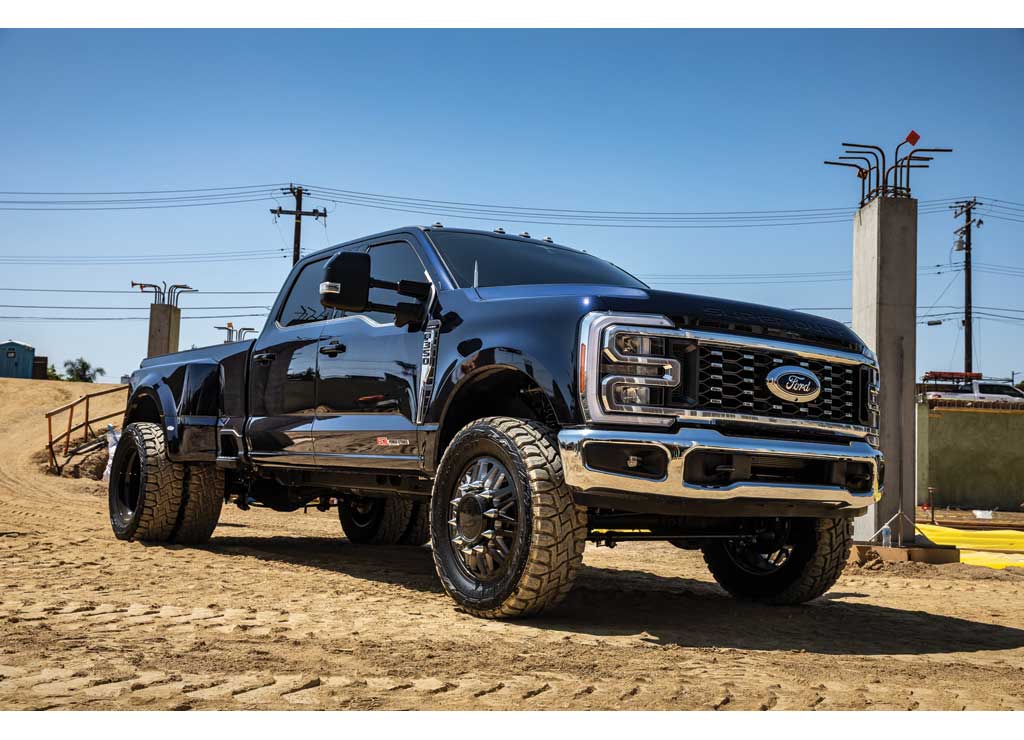 62516 - 2023-2025 FORD F-250/F-350 SUPER DUTY 4WD, DIESEL, 2.5" LIFT, FRONT DUAL RATE COIL SPRING KIT